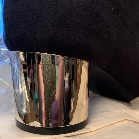 Sassy Boots! - Picture 6 of 6